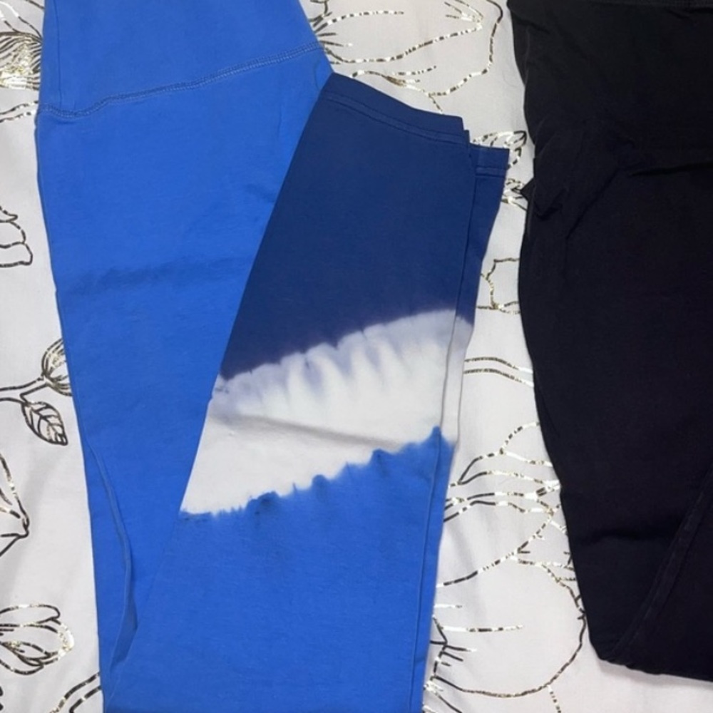 Blue & White Aerie Tye Dye leggings